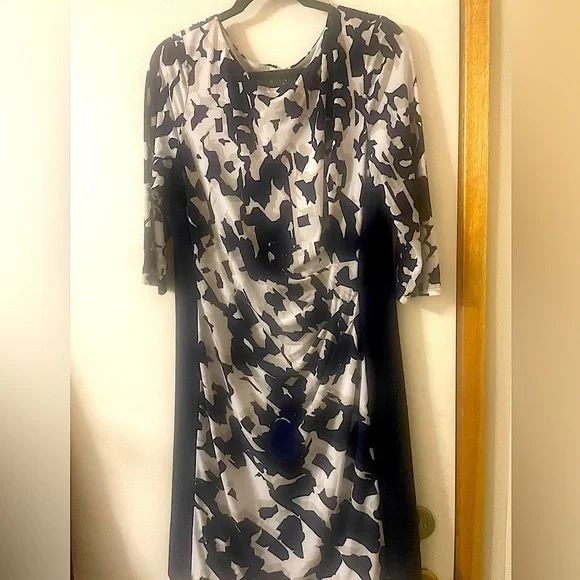 Ralph Lauren Navy & Cream (Size 16) Bateau Sheath Patterned Ruched Office Dress - Picture 4 of 16